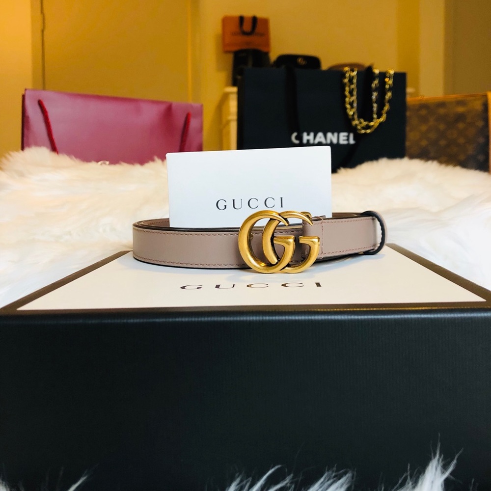 Gucci Skinny Belt in Blush